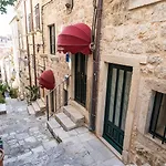 Solis Old Town *