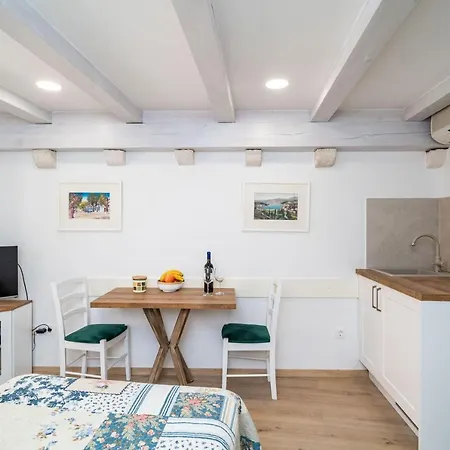 Apartment Solis Old Town