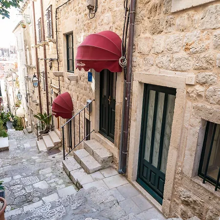 Solis Old Town *