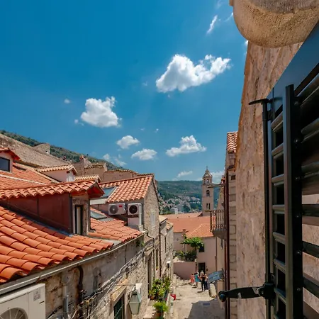 Solis Old Town *