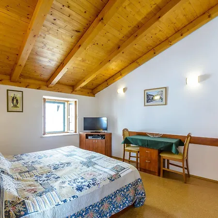 Solis Old Town Apartman
