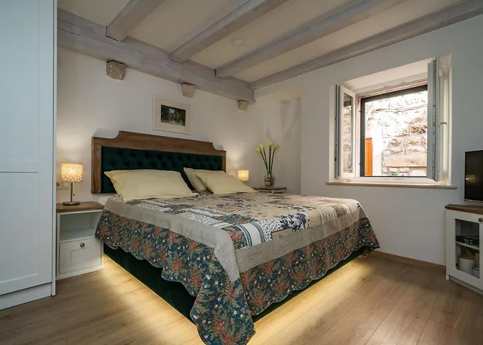 아파트 Solis Old Town