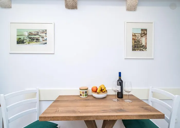 아파트 Solis Old Town