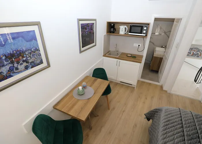 Solis Old Town דירה