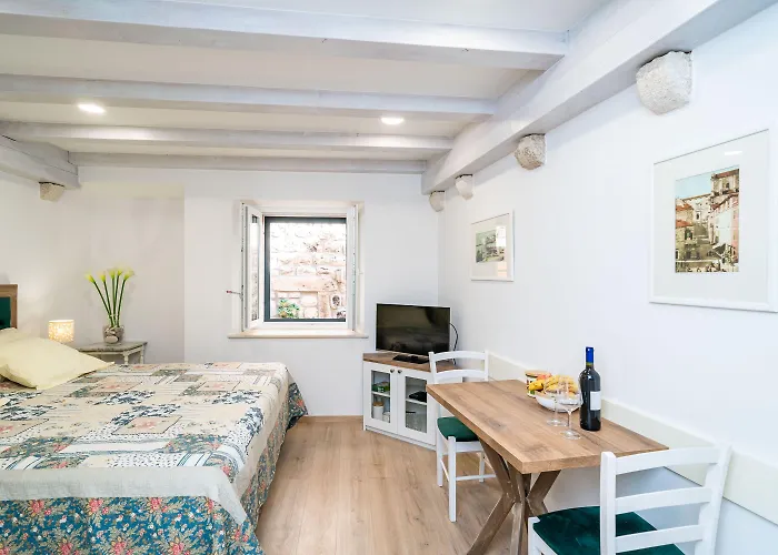 아파트 Solis Old Town