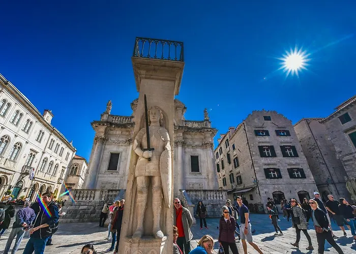 Solis Old Town דירה